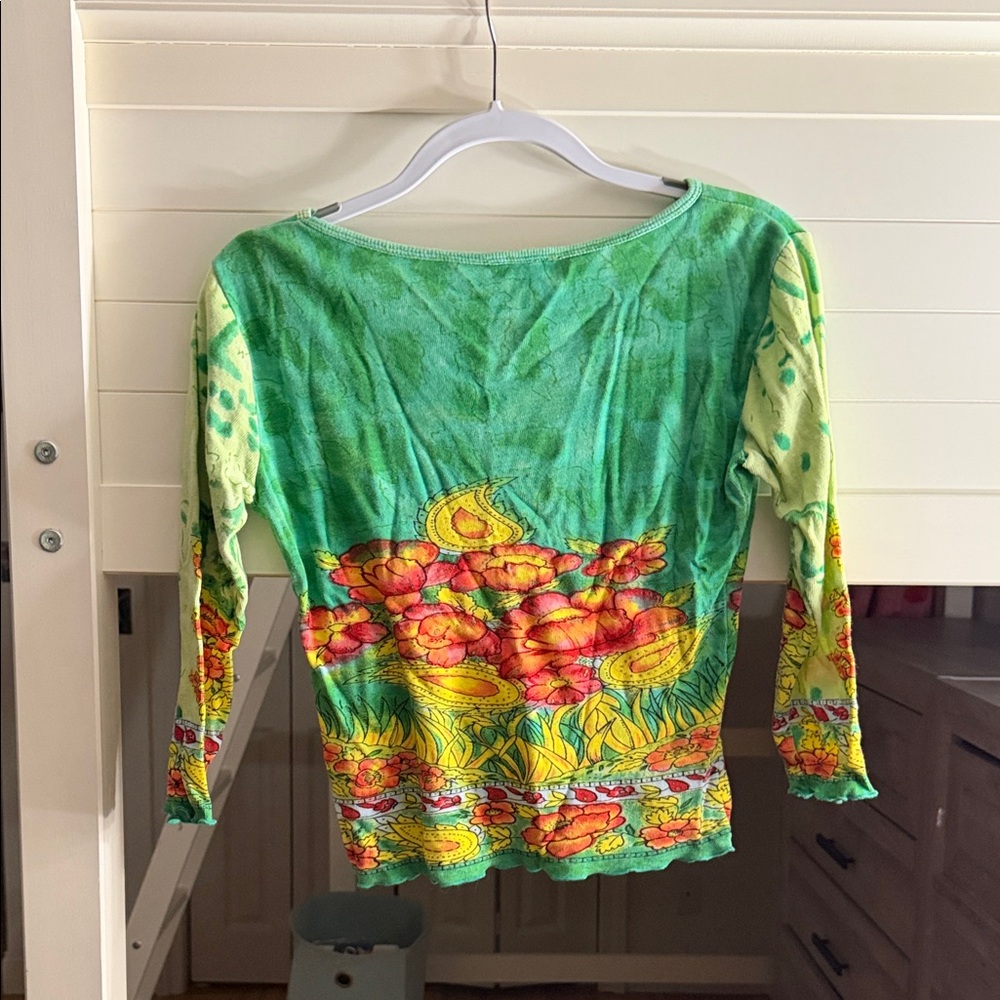 Green Floral V-Neck Long Sleeve Sequin Top with Multicolor Print - Picture 3 of 3